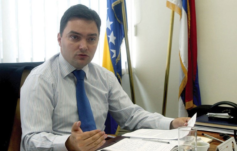 Košarac: Nedopustivo da Šarović bude lider antireferendumske kampanje