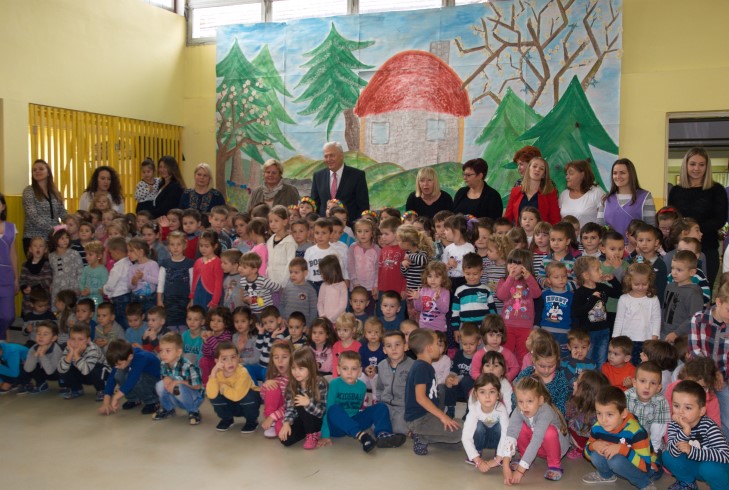 Gradonačelnik Pavić posjetio Dječiji vrtić "Radost" povodom "Nedjelje djeteta" (FOTO)