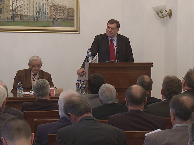 Dodik: BiH se treba vratiti originalnom Dejtonu (VIDEO)