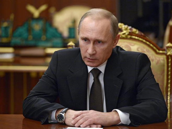Putin: Zaustaviti šverc nafte ISIL-a i Turske!