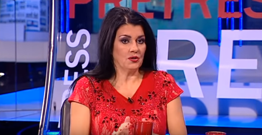 Saška Karan zalila voditelja vodom u emisiji (VIDEO)