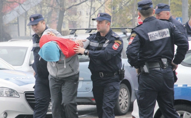 Rajko D. iz Prijedora kćerku silovao pod prijetnjom smrću