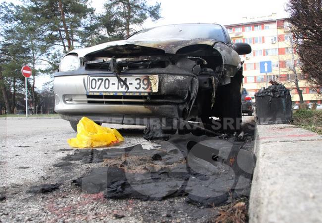 Zapaljen automobil u Banjaluci?!
