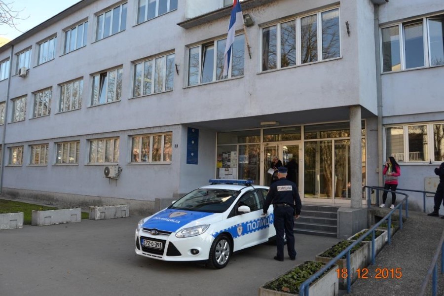 PU Prijedor - Policija za dva sata pronašla ukradeno vozilo