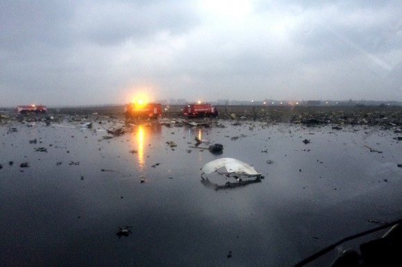 Srušio se avion u Rusiji, poginuli svi putnici i članovi posade (VIDEO)