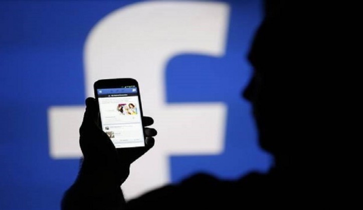 Facebook nas prisiljava da trošimo i kad ne treba
