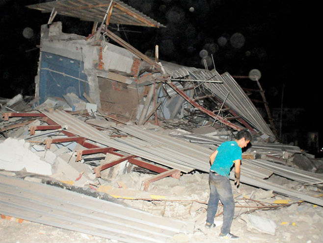 U snažnom zemljotresu u Ekvadoru poginulo 77 ljudi (VIDEO)