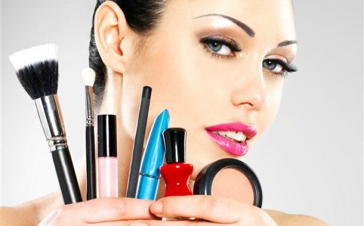 Trikovi za šminkanje koje svaka žena mora da zna