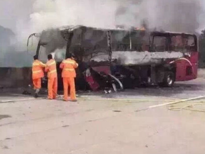 Kina: U zapaljenom autobusu poginulo 30 ljudi