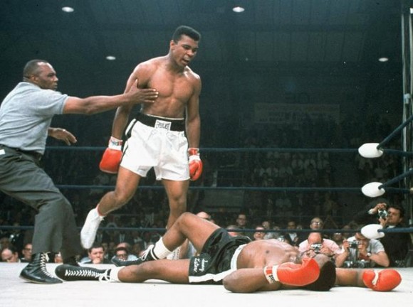 Odlazak legendarnog boksera: Preminuo Muhamed Ali