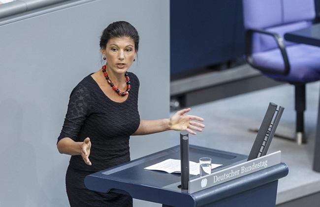 Govor u njemačkom Bundestagu: "Hoćete da nas uvučete u rat sa Rusijom, da svi izginemo?!“