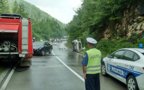 Saobraćajna nesreća u Pljevljima: Jedna osoba poginula, dvije povrijeđene