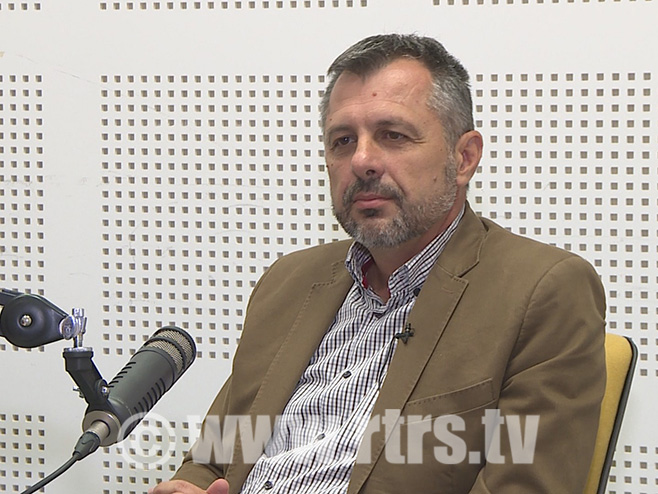 Izetbegović, Džaferović i Softić traže da NSRS stavi van snage odluku o referendumu (VIDEO)