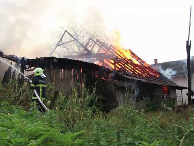 Vatra progutala kuću kod Prijedora, na zgarištu pronađeno tijelo