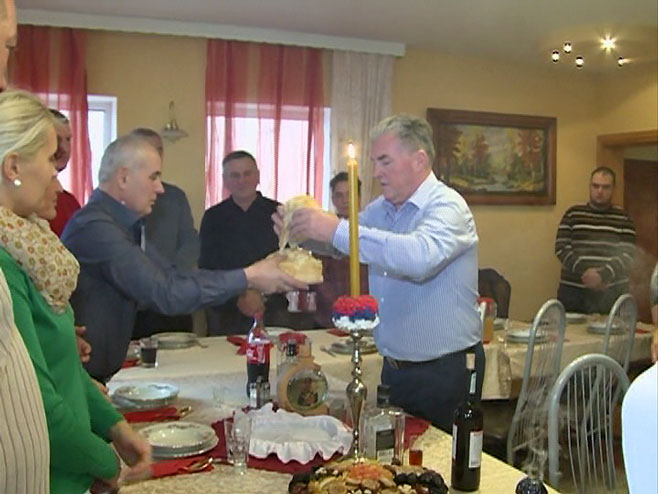 Sveti Nikola u prijedorskoj porodici Mandić (VIDEO)