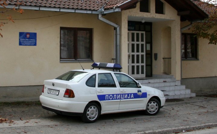Ukraden BMW u Kozarcu