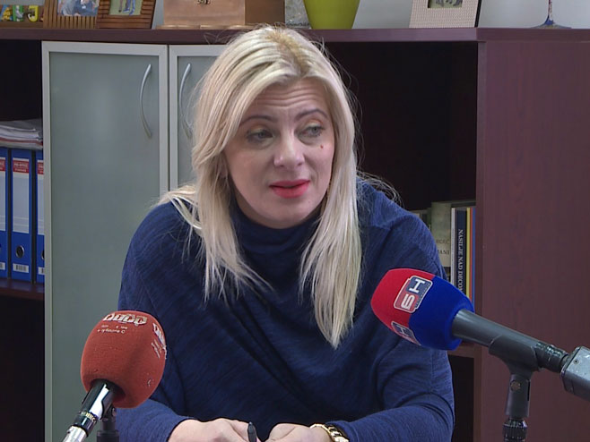 Sladojevićeva stupila u kontakt sa djecom u Kanadi, u toku raskid ugovora o usvojenju (VIDEO)