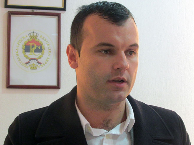 Grujičić: Duraković poznat po ostaršćenim stavovima protiv Srba