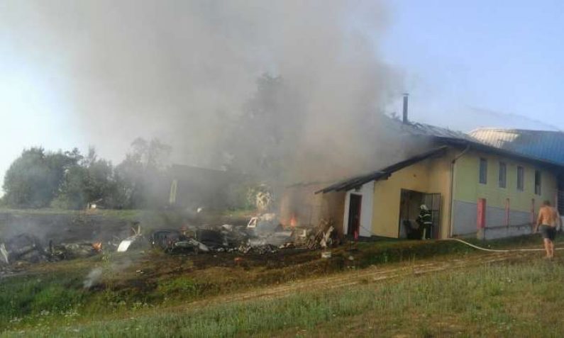 Lokalizovan požar u Ratkovcu-Izgorjela automehaničarska radnja “Dušanić” (VIDEO)