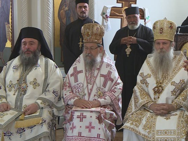 U Јasenovcu obilježen praznik Svetih Novomučenika jasenovačkih (VIDEO)