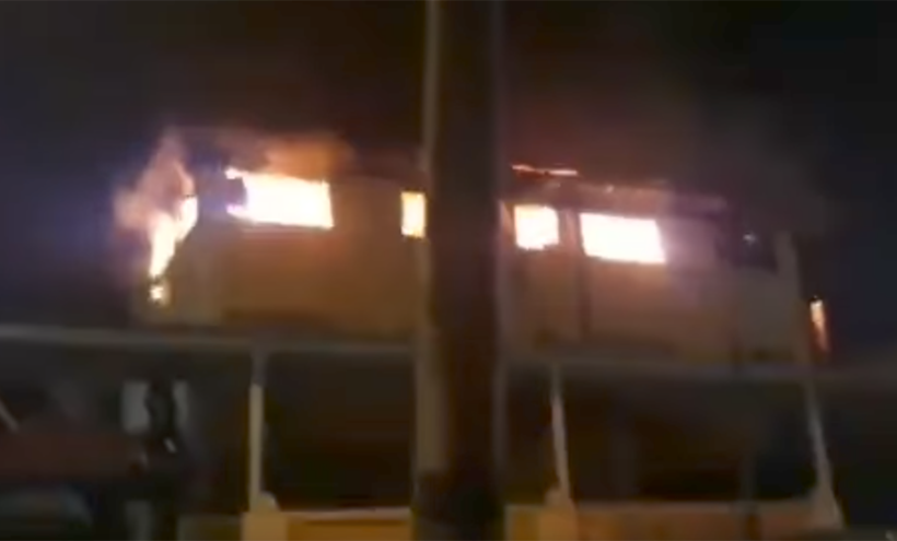 Požar u domu za učenike – najmanje 24 osobe poginule (VIDEO)