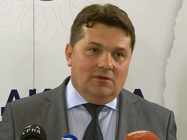 Stevandić: Opozicija sa Izetbegovićem dogovorila blokadu sredstava Srpskoj