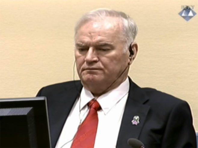 General Mladić pozvao advokata da mu se hitno spasi život