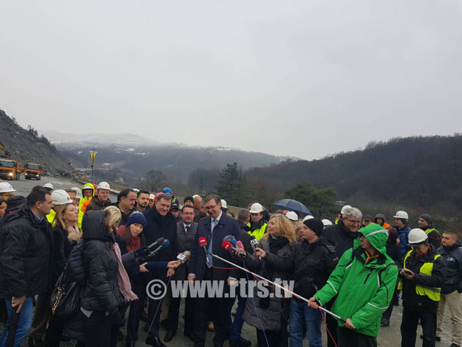 Dodik i Vučić obišli Koridor 10 (VIDEO, FOTO)