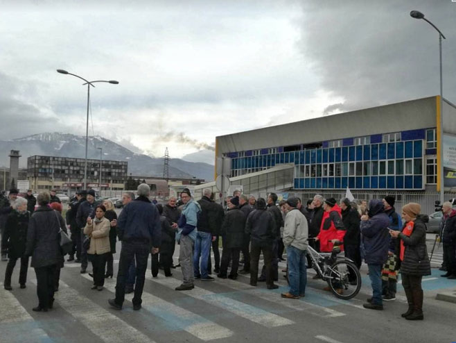 Zenica- Radnici Željezare blokirali ulaz u grad
