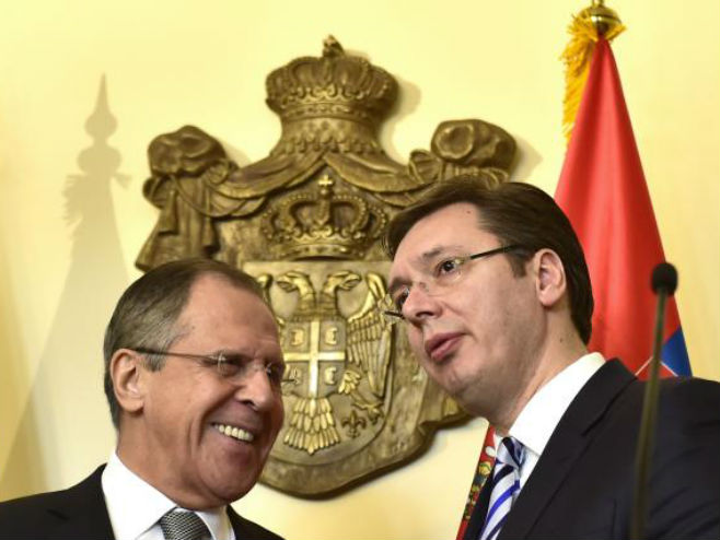 Lavrov sutra sa Vučićem