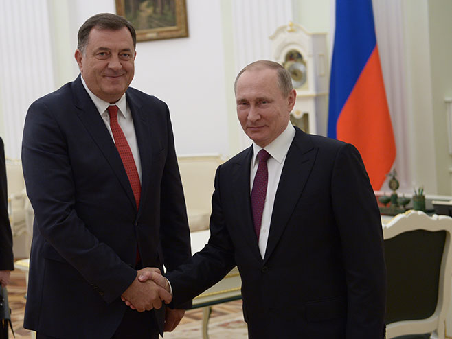 Dodik čestitao Putinu pobjedu