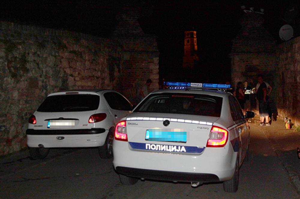 ŽENA IZREŠETALA MUŽA : Užas posle porodične svađe, uzela pištolj pa zapucala!