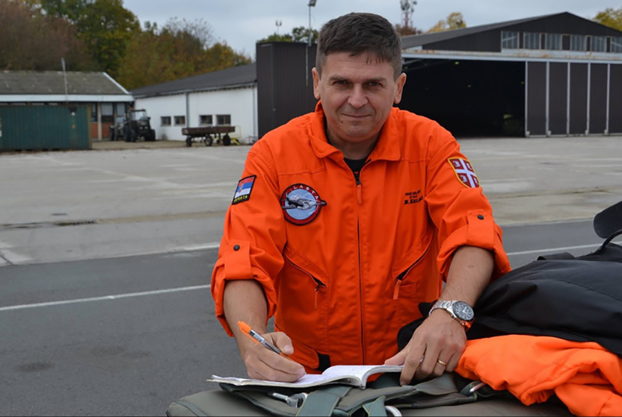 U padu aviona Vojske Srbije poginuo pilot major Robert Kaloci