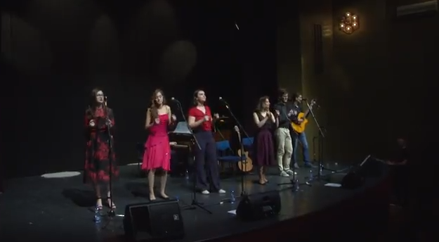 "Bahovci" koncertom u prijedorskom Pozorištu prikupili novac za ekskurziju (VIDEO)