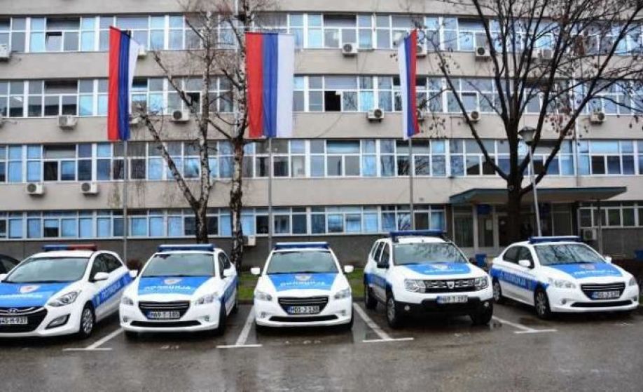 ŠOK U BANJALUCI Muškarac se objesio u zgradi Policijske uprave