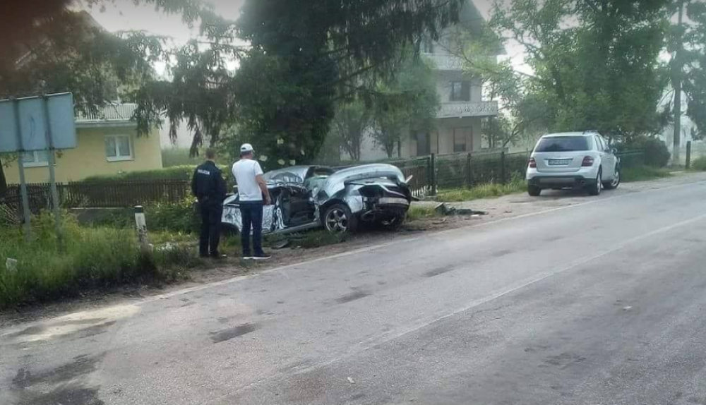 Dvije osobe povrijeđene u teškoj saobraćajnoj nesreći