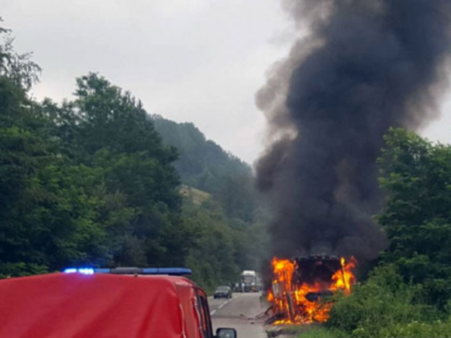 Maslovare: Autobus se zapalio, nema povrijeđenih
