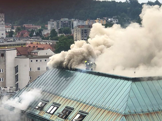 Požar u hotelu u centru Ljubljane, gasi ga 75 vatrogasaca