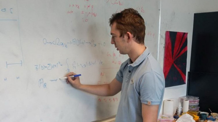 Pred Ratkom Dardom blistava karijera: Matematički genij iz Prijedora priprema doktorat u Parizu