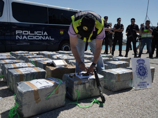 Španska policija uhapsila tri Hrvata; zaplijenjeno pet tona kokaina (VIDEO)