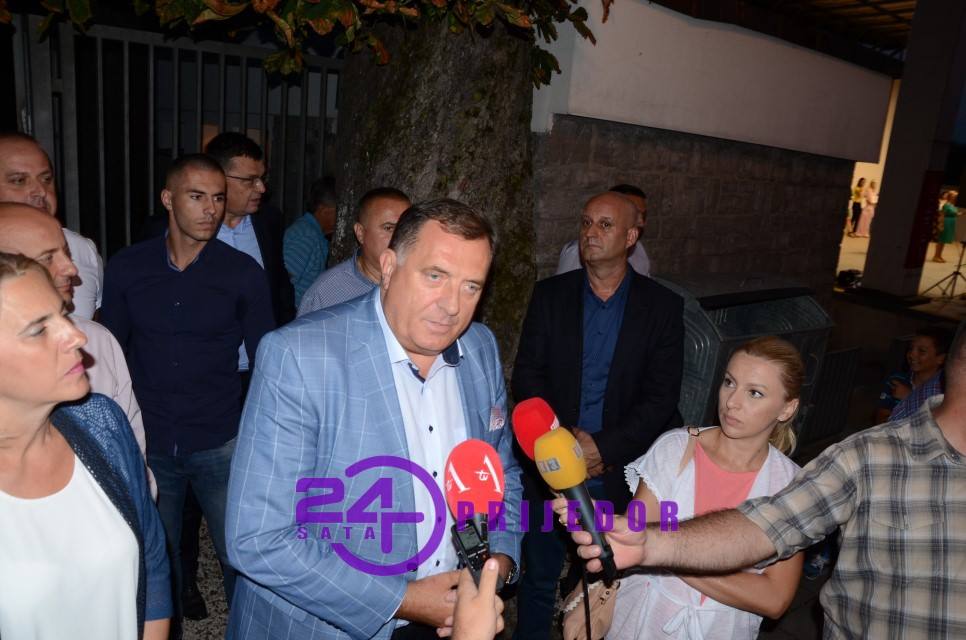 Dodik: SNSD - narodna, nacionalna i državotvorna partija (FOTO)