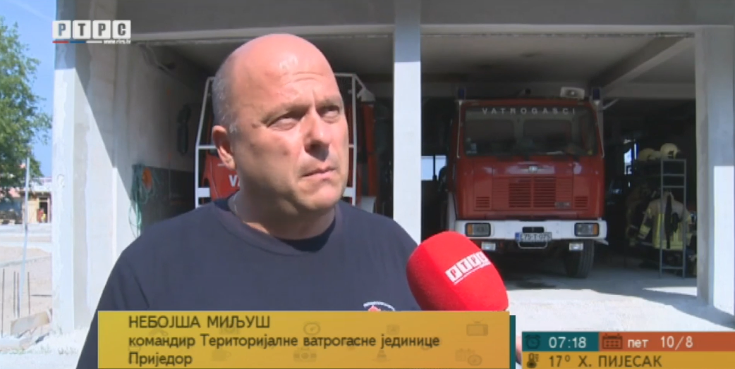 Prijedorski vatrogasci apeluju da poljoprivrednici sa povećanom pažnjom spaljuju korov (VIDEO)