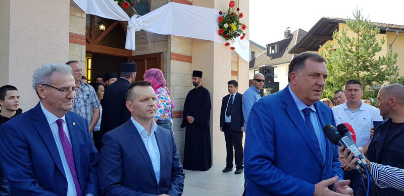 Patrijarh Irinej osveštao Hram u Bihaću; Dodik: Iza nas teška istorija stradanja (FOTO i VIDEO)