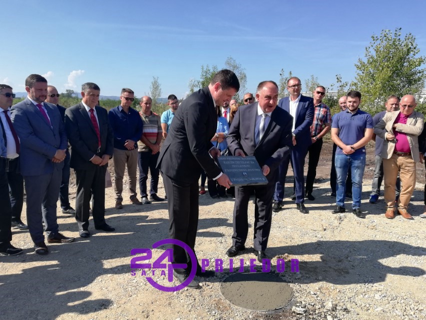 Položen kamen temeljac za novi proizvodni pogon koncerna “Kolektor” u Prijedoru (FOTO i VIDEO)
