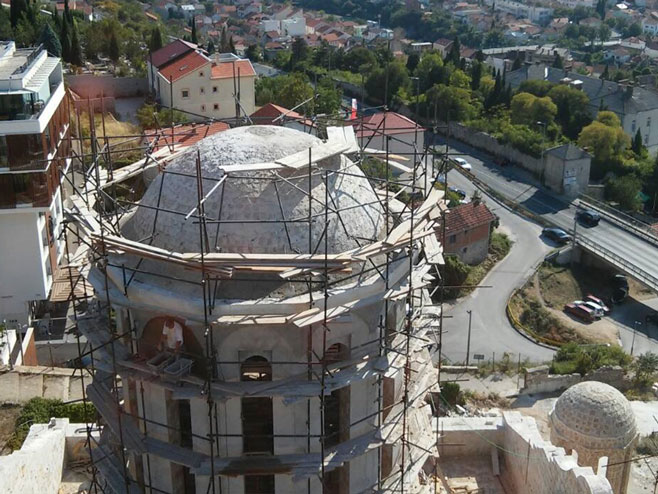 Pokrivena Saborna crkva u Mostaru (FOTO)