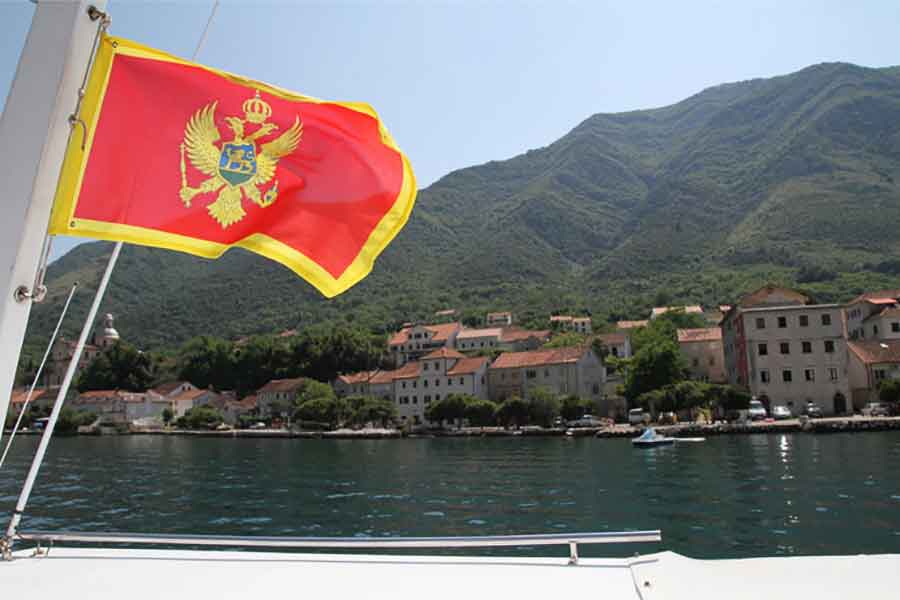 Izveštaj CIA: Koliko Crnogoraca govori crnogorskim, a koliko SRPSKIM JEZIKOM?