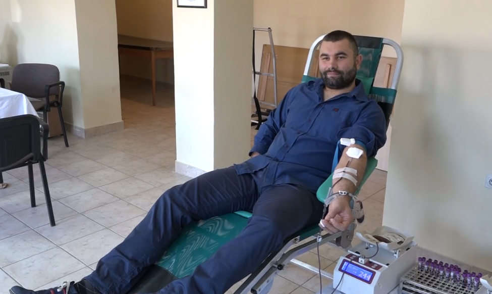 40 tak članova Aktiva dobrovoljnih davalaca krvi iz Omarske darovalo krv (VIDEO)