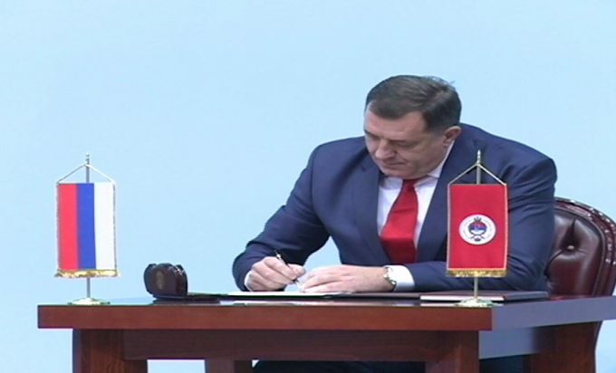 Sasvim legitiman zahtjev Dodika da položi zakletvu u Narodnoj skupštini Srpske