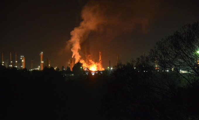 Pogledajte kako izgleda unutrašnjost Rafinerije nafte nakon eksplozije FOTO