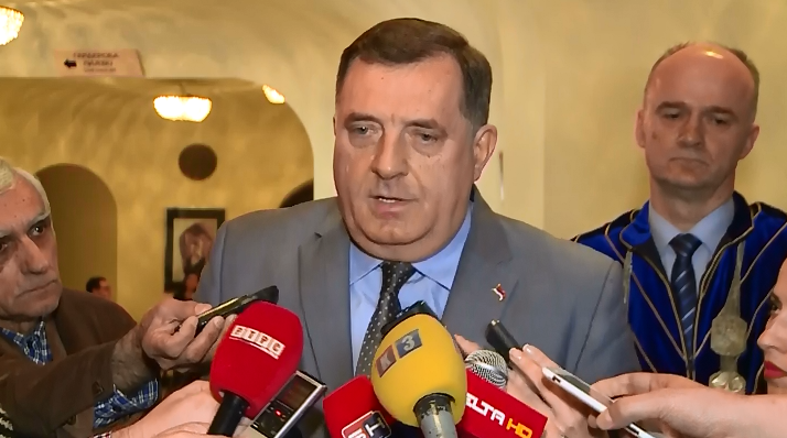 Čubrilović ostaje predsjednik Narodne skupštine, biće još smjena (VIDEO)